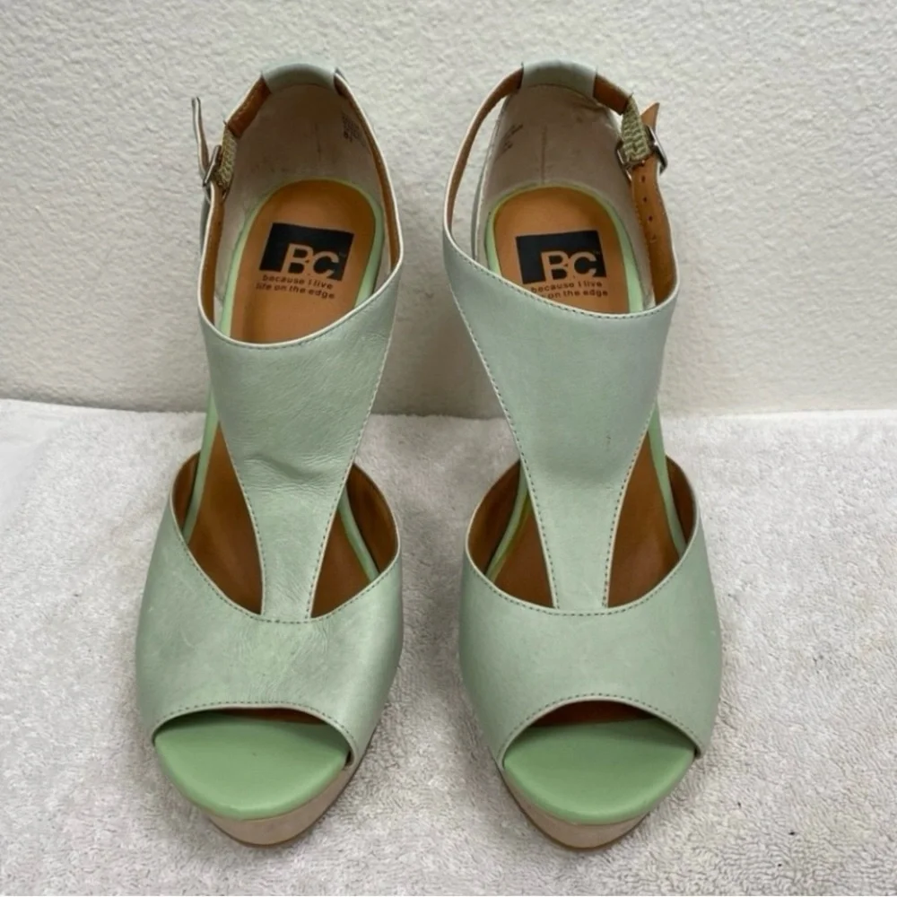BC Footwear Women's Mint Green Tan Leather Platform Sandal Wedge Size 8.5 Boho